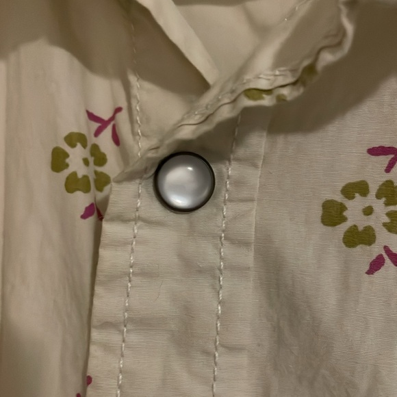 Urban Outfitters Short Sleeve Button Up - Picture 3 of 6